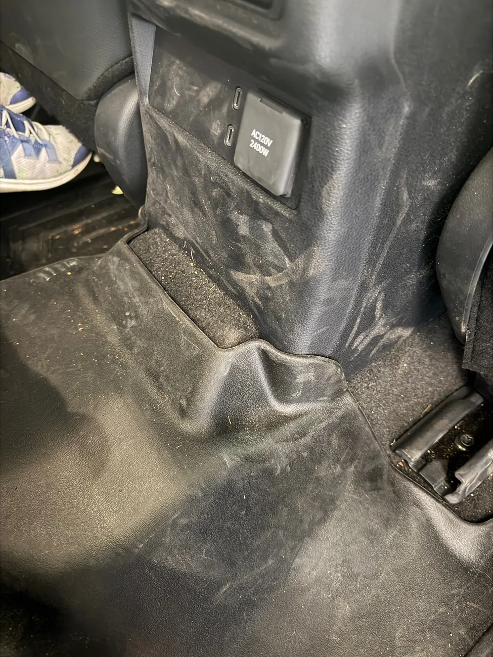 2025 2026 4runner 6th gen WeatherTech vs Lasfit floor mats IMG_7343