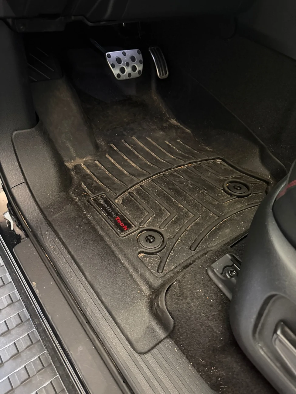 2025 2026 4runner 6th gen WeatherTech vs Lasfit floor mats IMG_7344