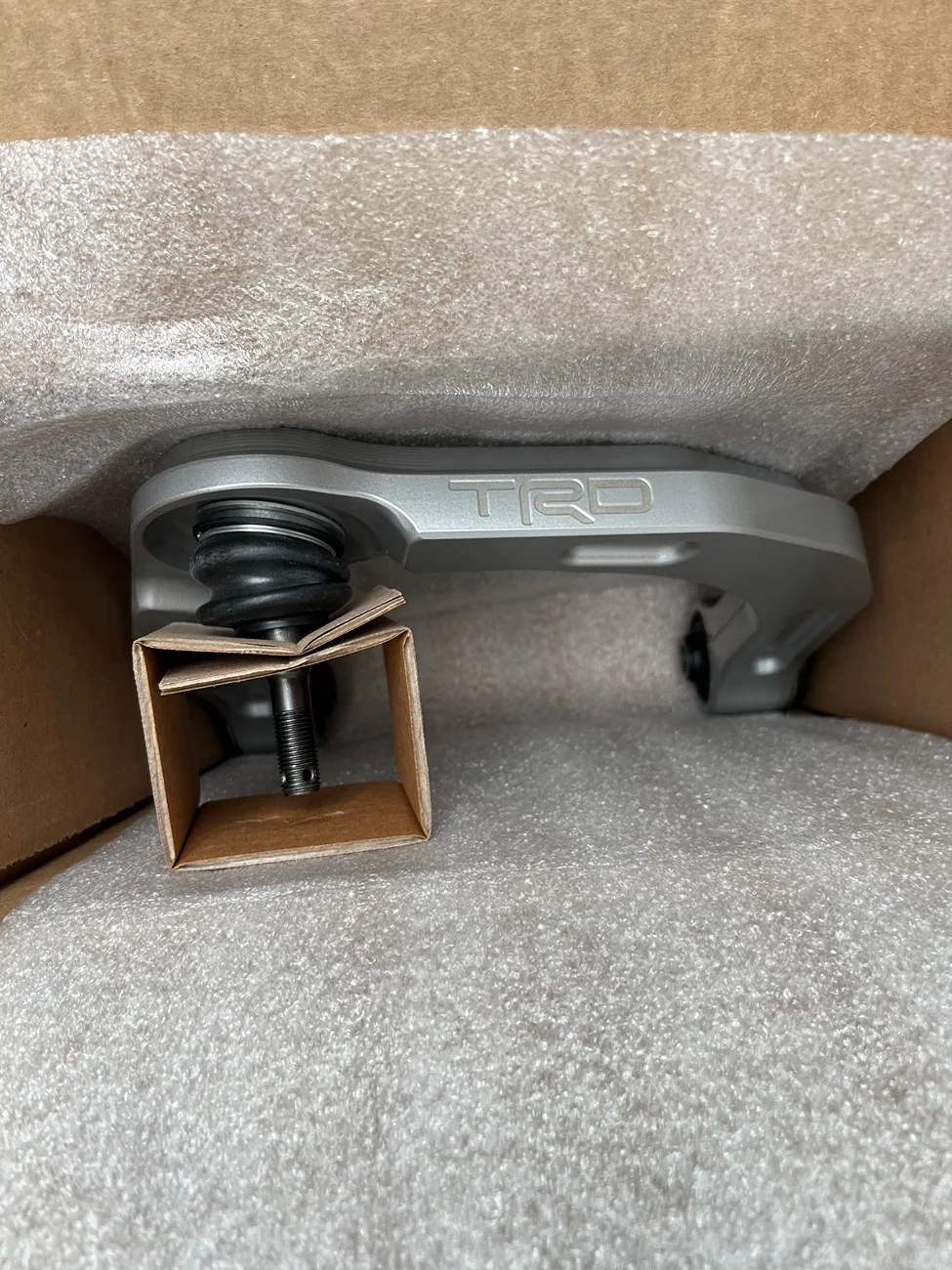 2025 2026 4runner 6th gen Brand New TRD Upper Control Arms - SILVER IMG_4249