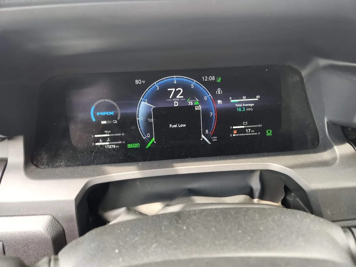 2025 2026 4runner 6th gen Real world test: miles remaining after the low fuel light is illuminated and FUEL VEHICLE message 20260724_120811