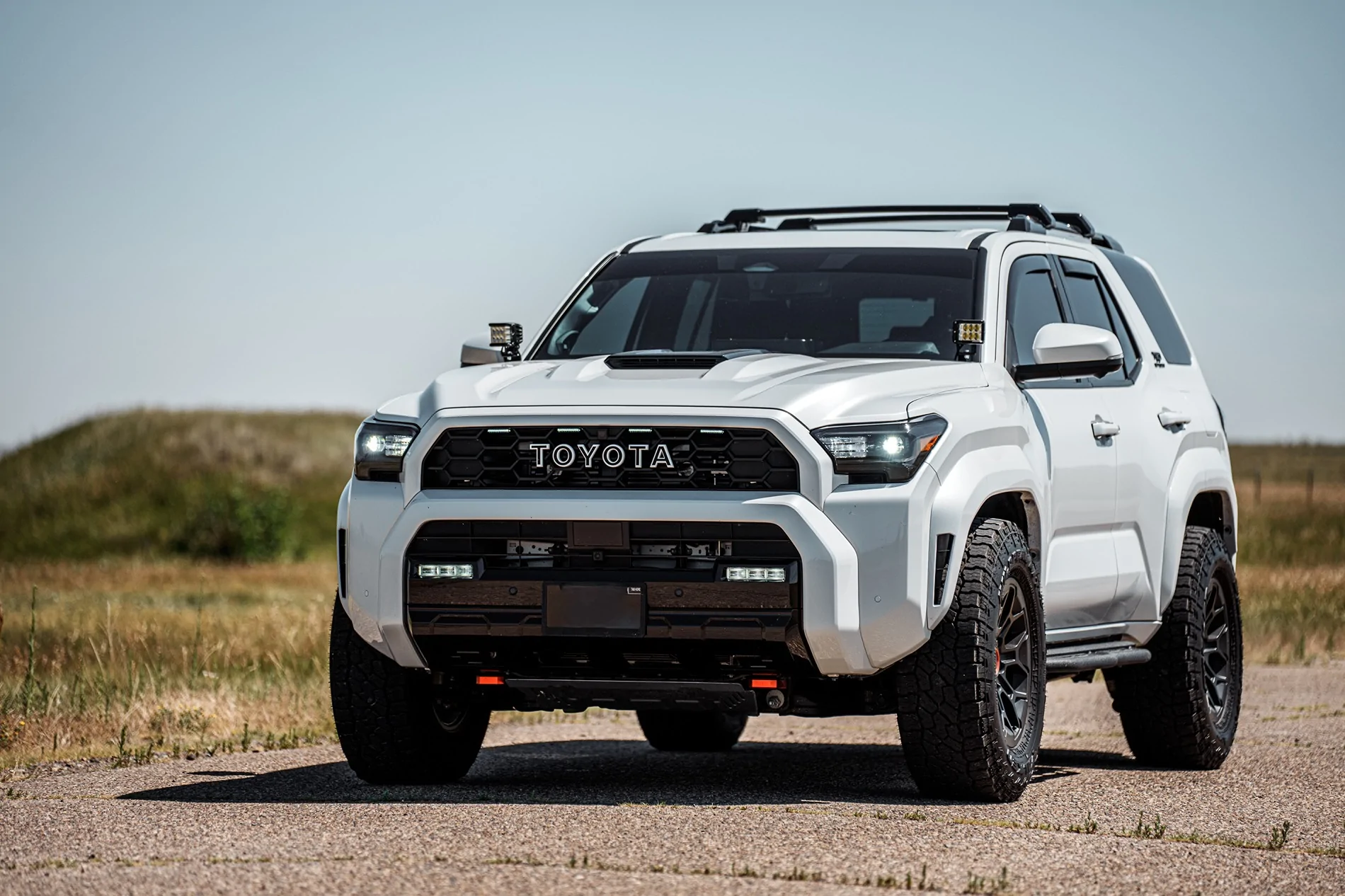 2025 2026 4runner 6th gen WIND CHILL PEARL Photos 4Runner 6th Gen (2025+) 4Runner_July_NewExhaust_08