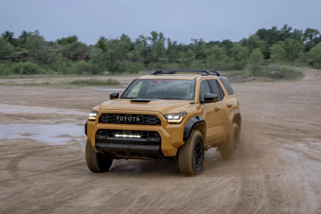 2025 2026 4runner 6th gen 2027 4Runner TRD Pro in new Hot Honey color -- first photos hunrun