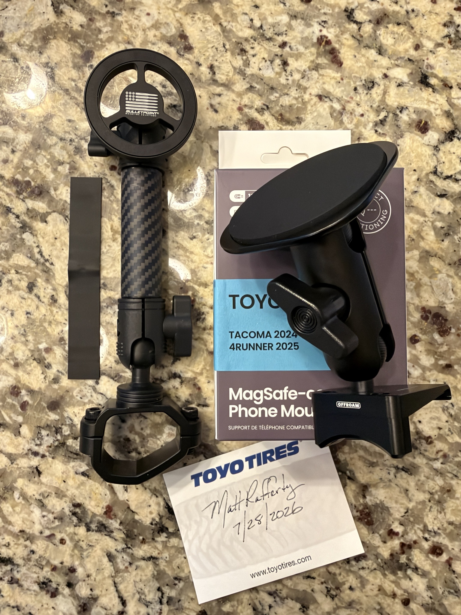 2025 2026 4runner 6th gen FS: OFFROAM and BulletPoint MagSafe Cell Phone Mounts mfEjYM