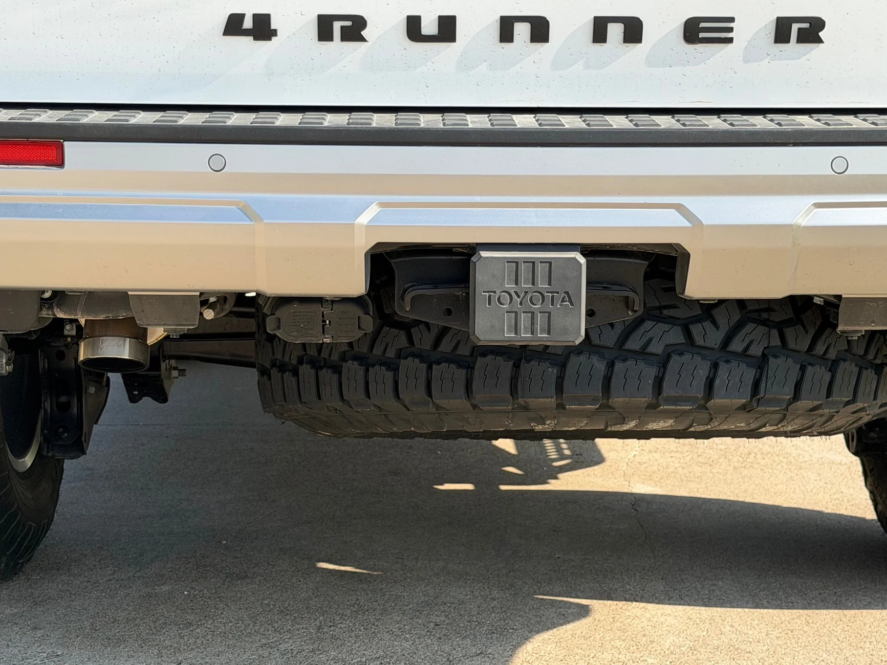 2025 2026 4runner 6th gen Will a 285/75/17 fit where the spare tires goes? IMG_0109