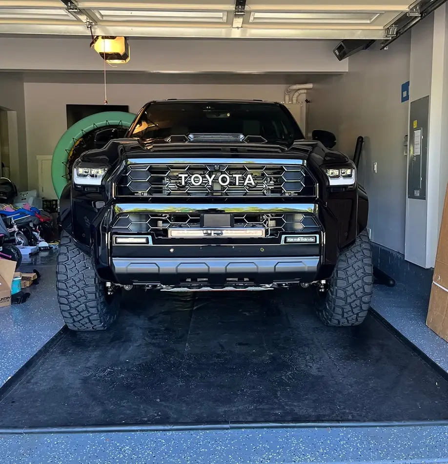 2025 2026 4runner 6th gen TRD Pro on Toyo Open Country RT Pro tires 295/70/18 TRD Pro on Toyo Open Country RT Pro tires 295:70:18 2