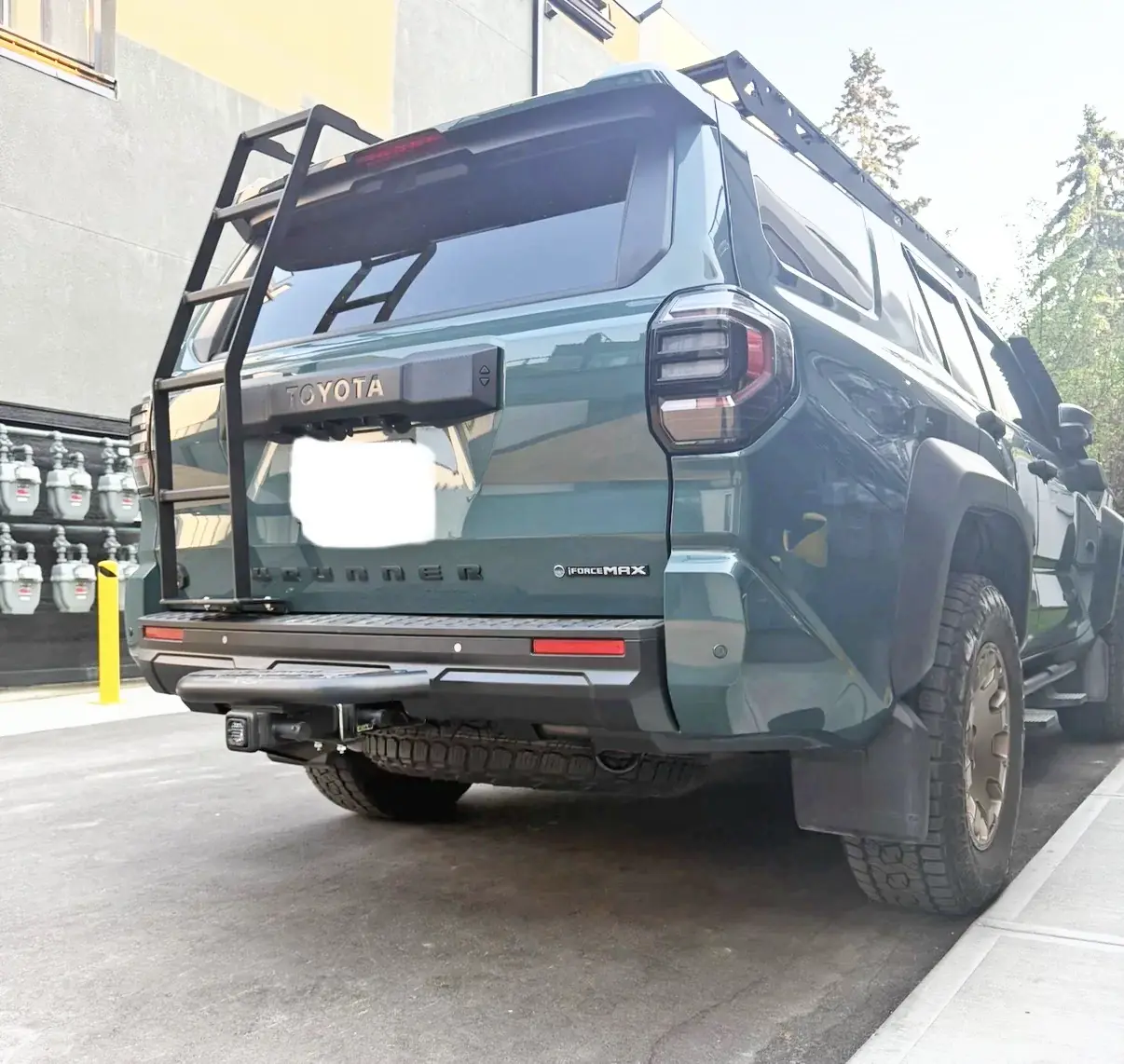 2025 2026 4runner 6th gen Trailhunter silver rear valence delete w/ black paint DIY Trailhunter silver rear valence delete w: black paint DIY 1