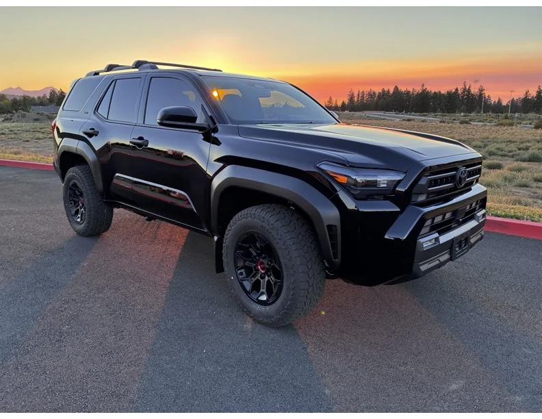 2025 2026 4runner 6th gen Black SR5 w/ TRD Pro Wheels IMG_0556