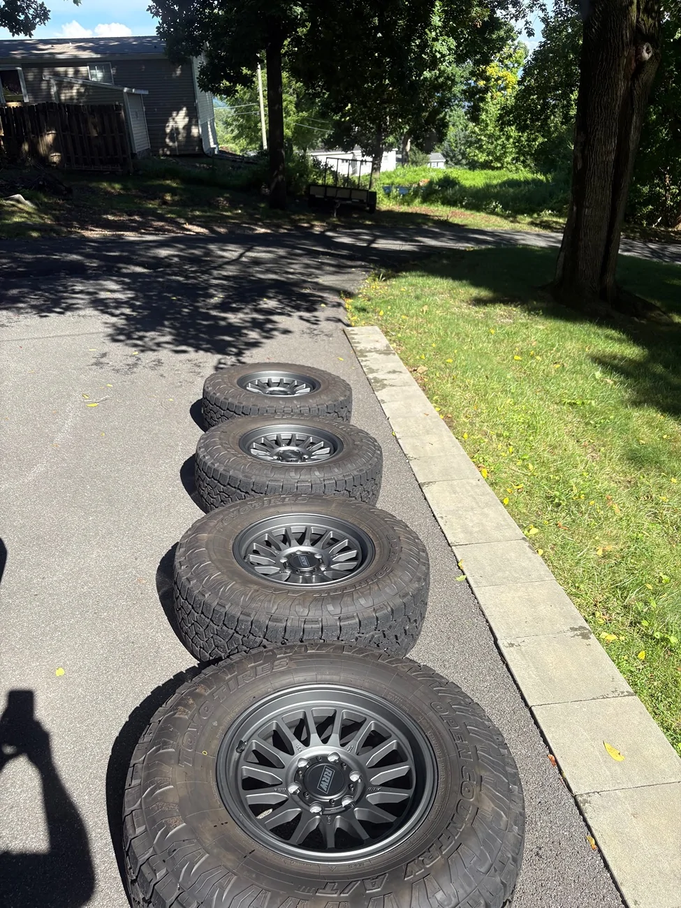 2025 2026 4runner 6th gen SOLD RRW RR7-S matte gunmetal 285/75/17 Toyo open country AT3 $1800 IMG_2573