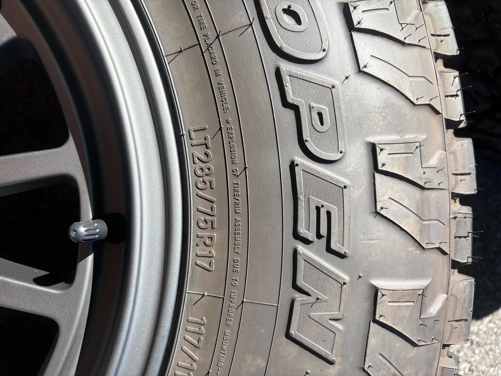 2025 2026 4runner 6th gen SOLD RRW RR7-S matte gunmetal 285/75/17 Toyo open country AT3 $1800 IMG_2570