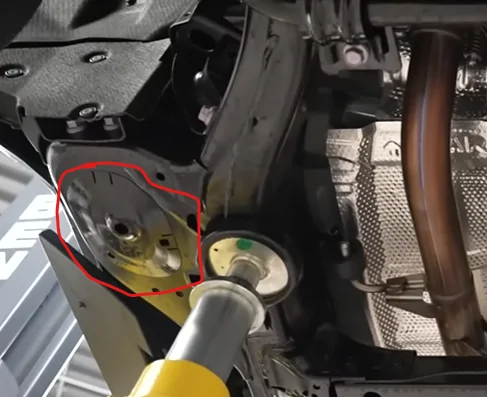 2025 2026 4runner 6th gen Missing covers on the underside? 2025 Limited on Youtu