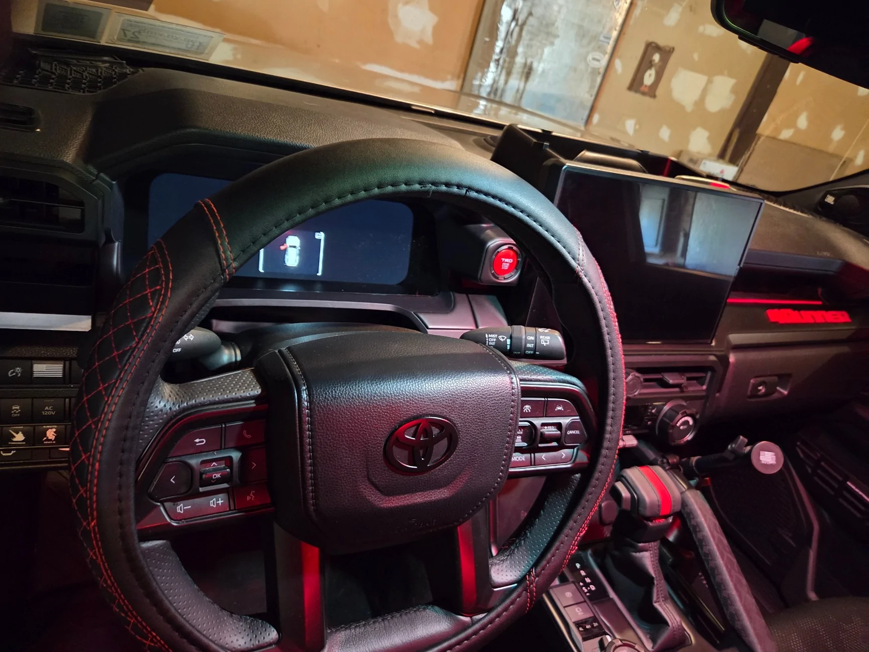 2025 2026 4runner 6th gen What’s your must‑have interior mod for 2024‑2026 Tacoma / 4Runner? 🚛 20260515_142505