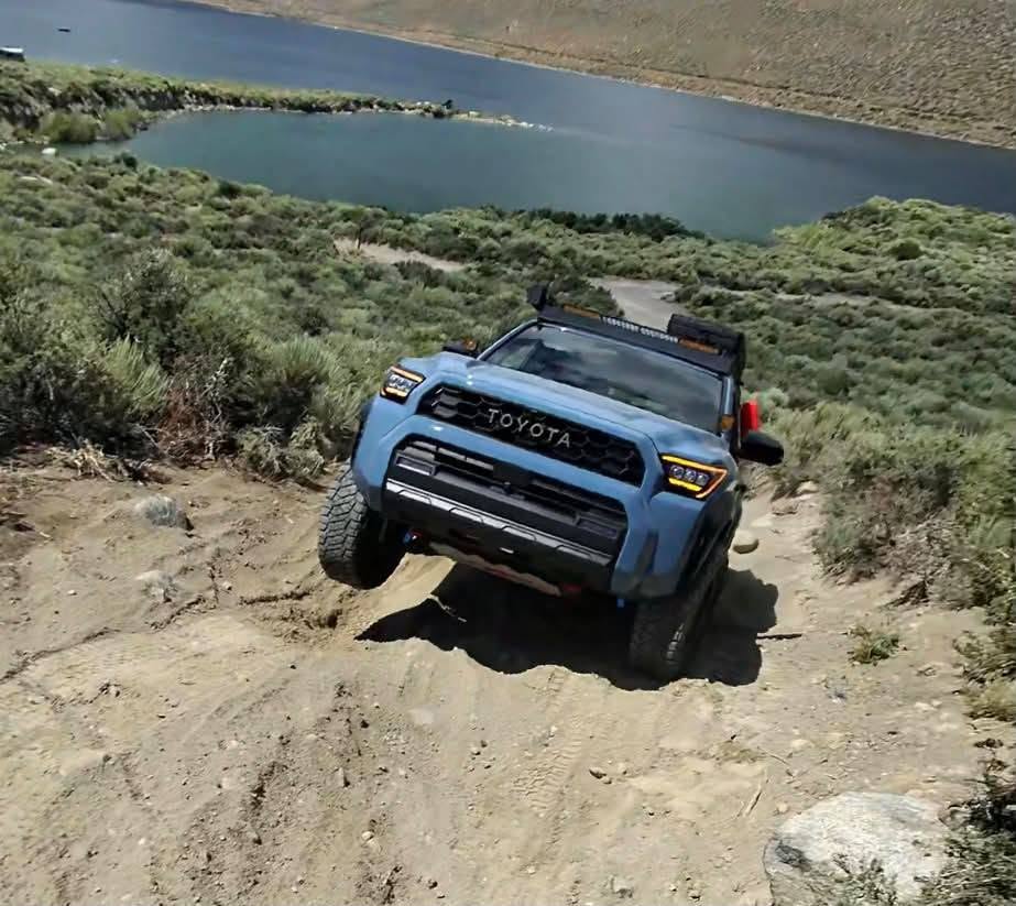 2025 2026 4runner 6th gen HERITAGE BLUE Photos 4Runner 6th Gen (2025+) 38872-b4e1b3babf9751bb1c87299216584017