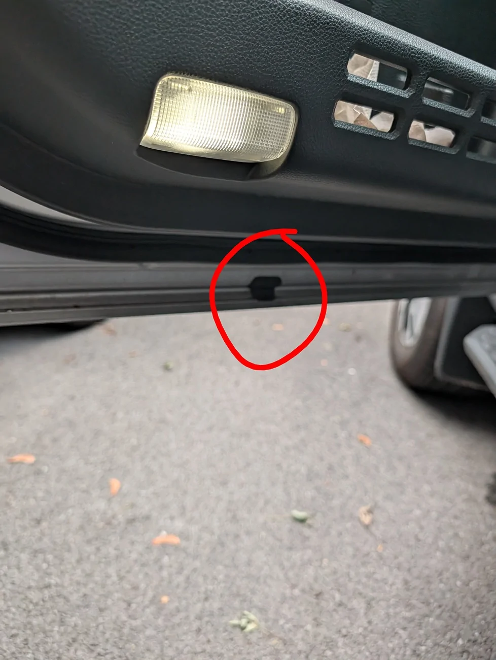2025 2026 4runner 6th gen Are these drains and should these plugs be removed? 5004