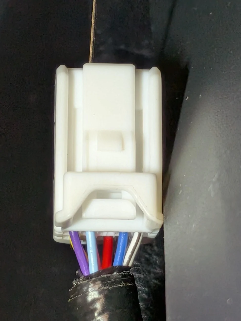 2025 2026 4runner 6th gen Aftermarket SR5 Heated Seats Install? PXL_20260817_231457541