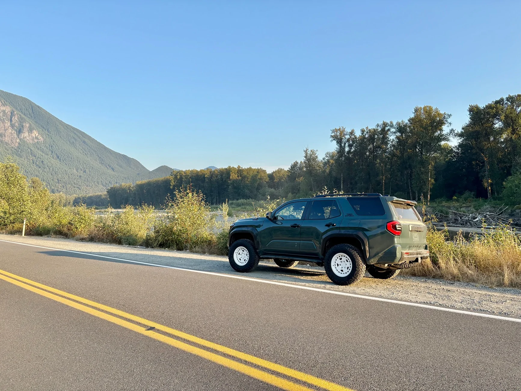 2025 2026 4runner 6th gen 2026 TRD OR Everest Build. White wheels. Fox 3.2 suspension IMG_3285
