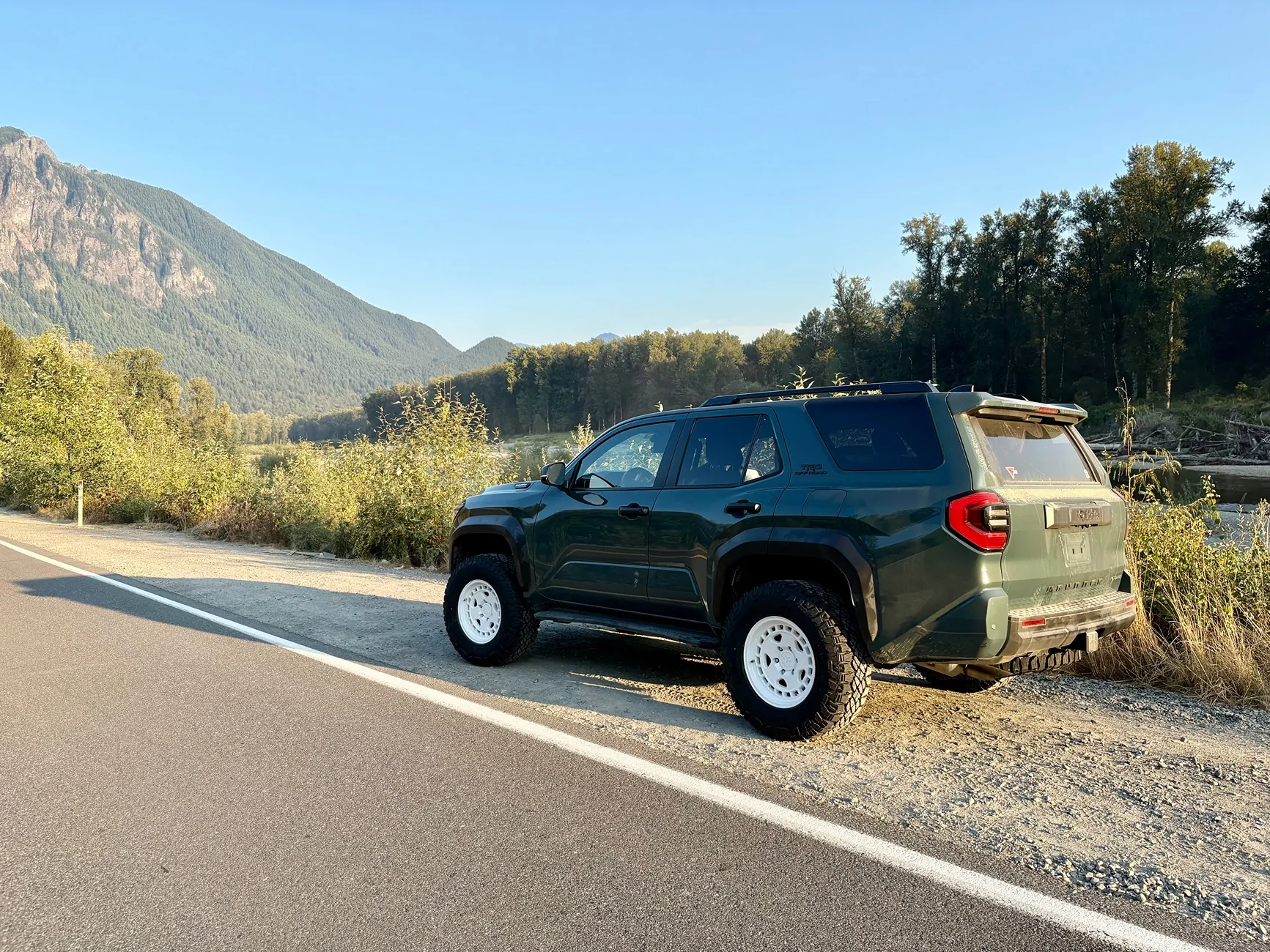 2025 2026 4runner 6th gen 2026 TRD OR Everest Build. White wheels. Fox 3.2 suspension IMG_3284