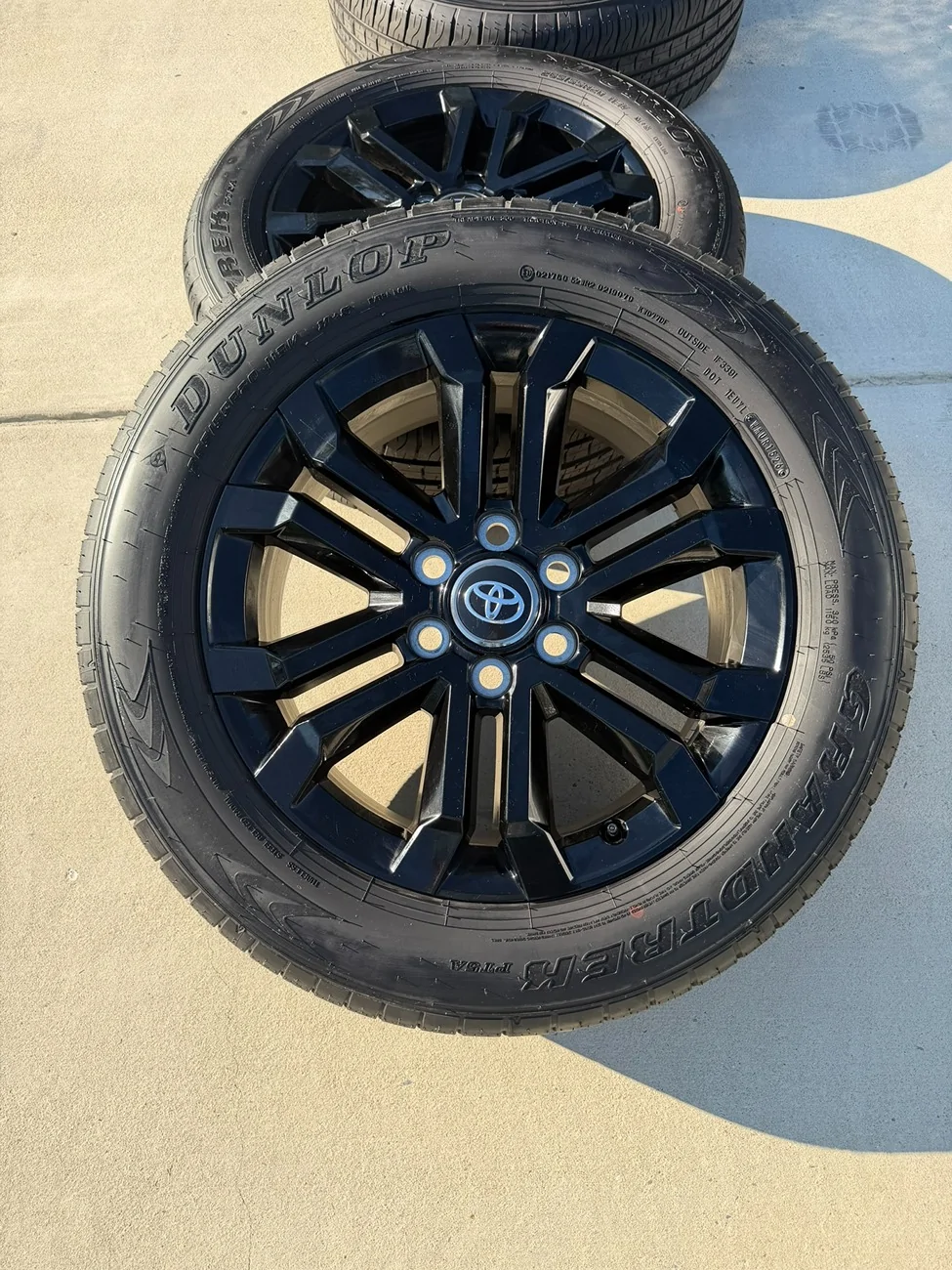 2025 2026 4runner 6th gen FS: Set of 20 inch Wheels with Tires from Platinum ($750) IMG_1382