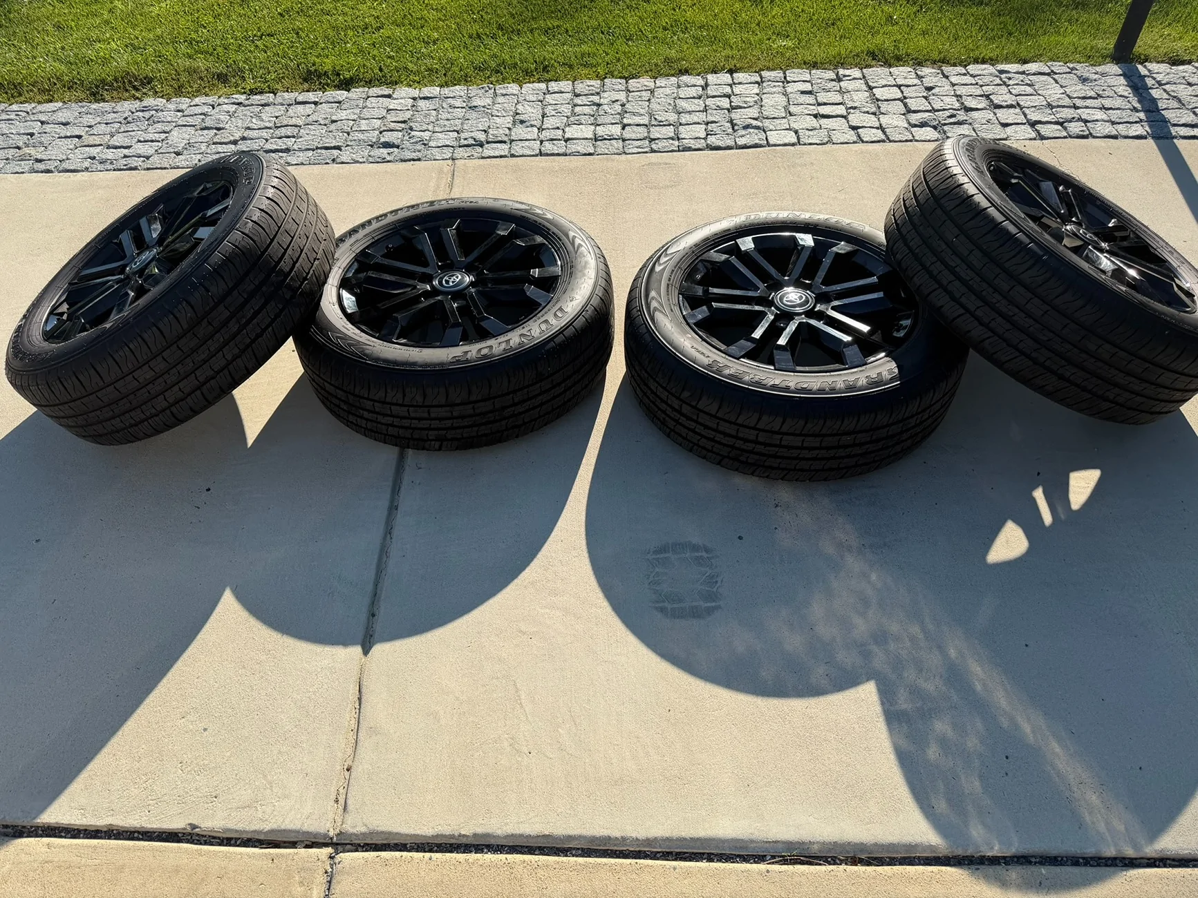 2025 2026 4runner 6th gen FS: Set of 20 inch Wheels with Tires from Platinum ($750) IMG_1383
