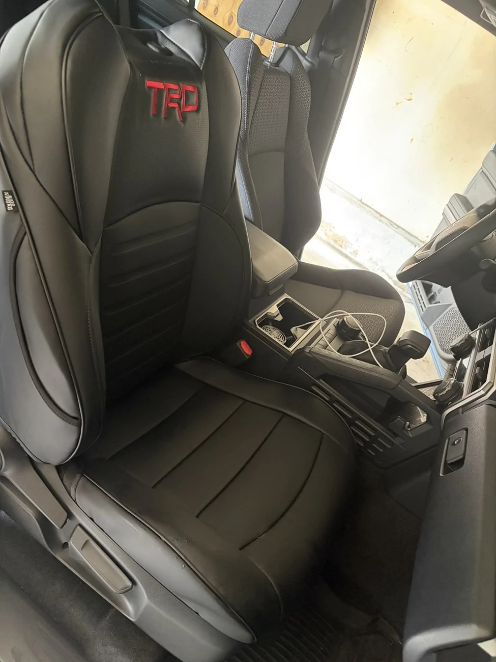 2025 2026 4runner 6th gen Lexland Black Seat Covers full set (7 seater) dbd2f8a3-1758-479c-beff-e640d4d3c5ef