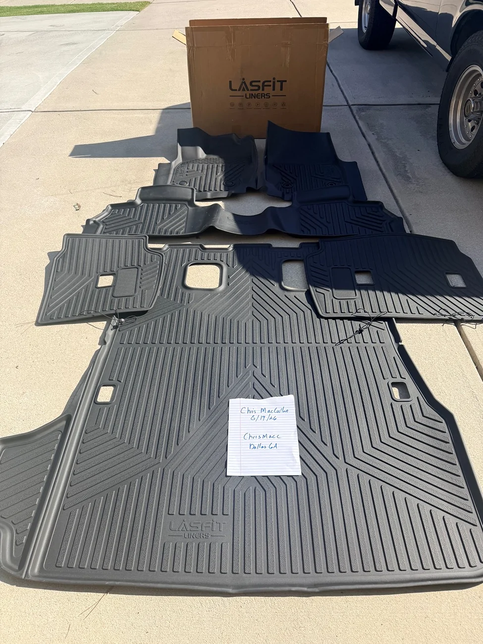 2025 2026 4runner 6th gen Lasfit mats for 5 seater 4runner IMG_9442