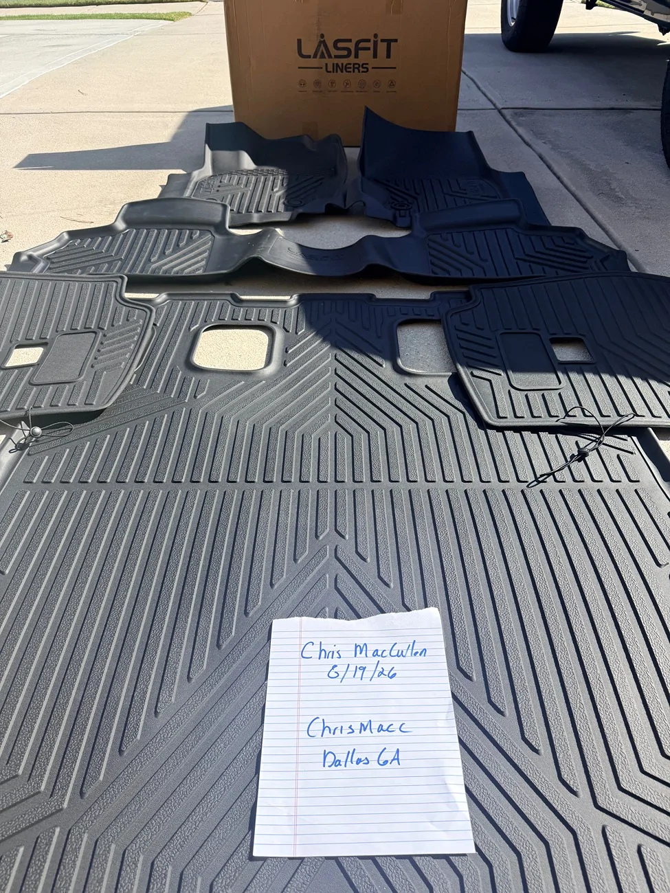 2025 2026 4runner 6th gen Lasfit mats for 5 seater 4runner IMG_9443
