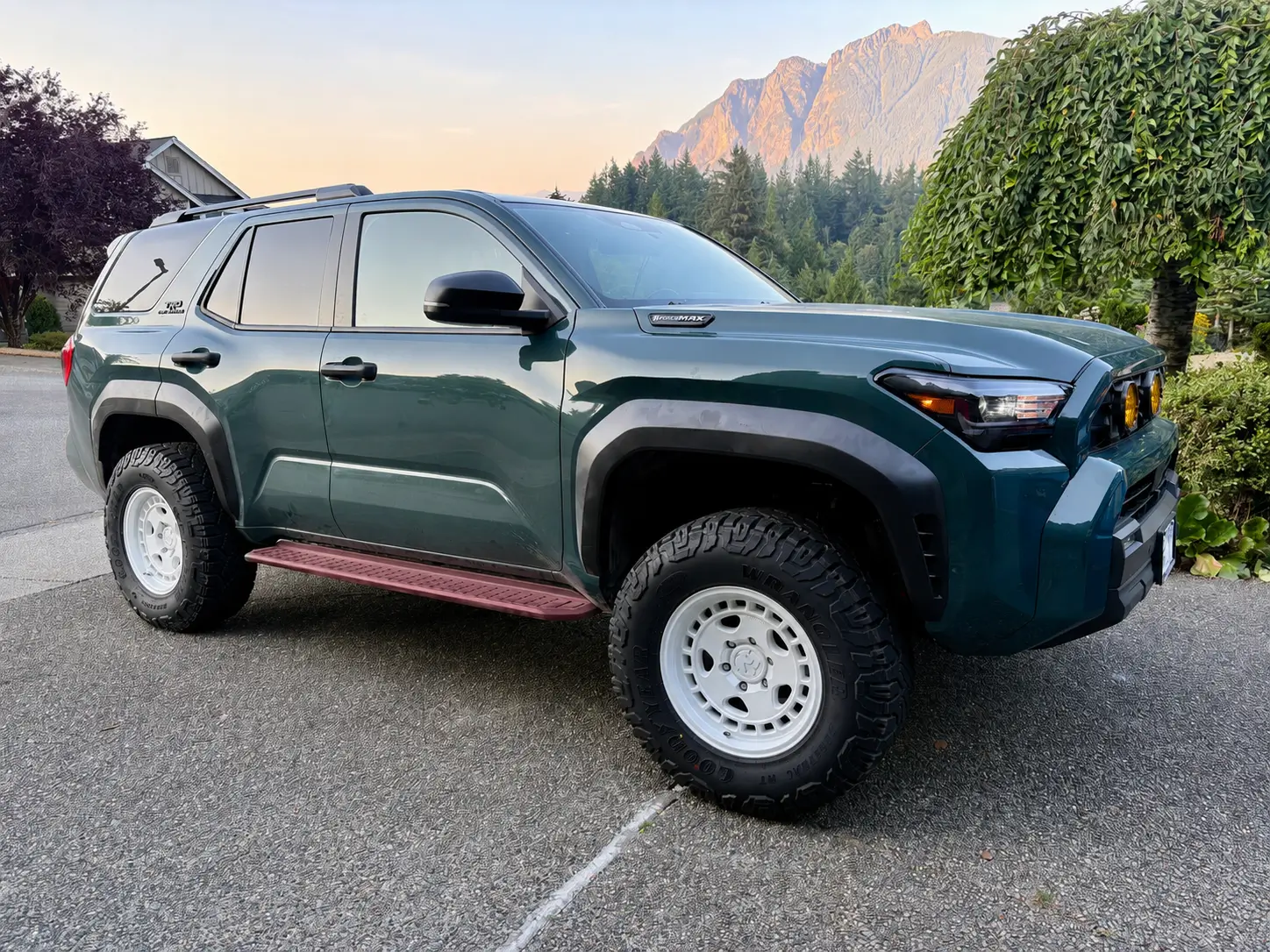 2025 2026 4runner 6th gen 2026 TRD OR Everest Build. White wheels. Fox 3.2 suspension IMG_3332