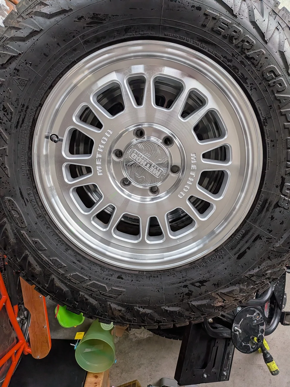 2025 2026 4runner 6th gen Method 318 machined wheels $850 PXL_20260822_174510270.MP