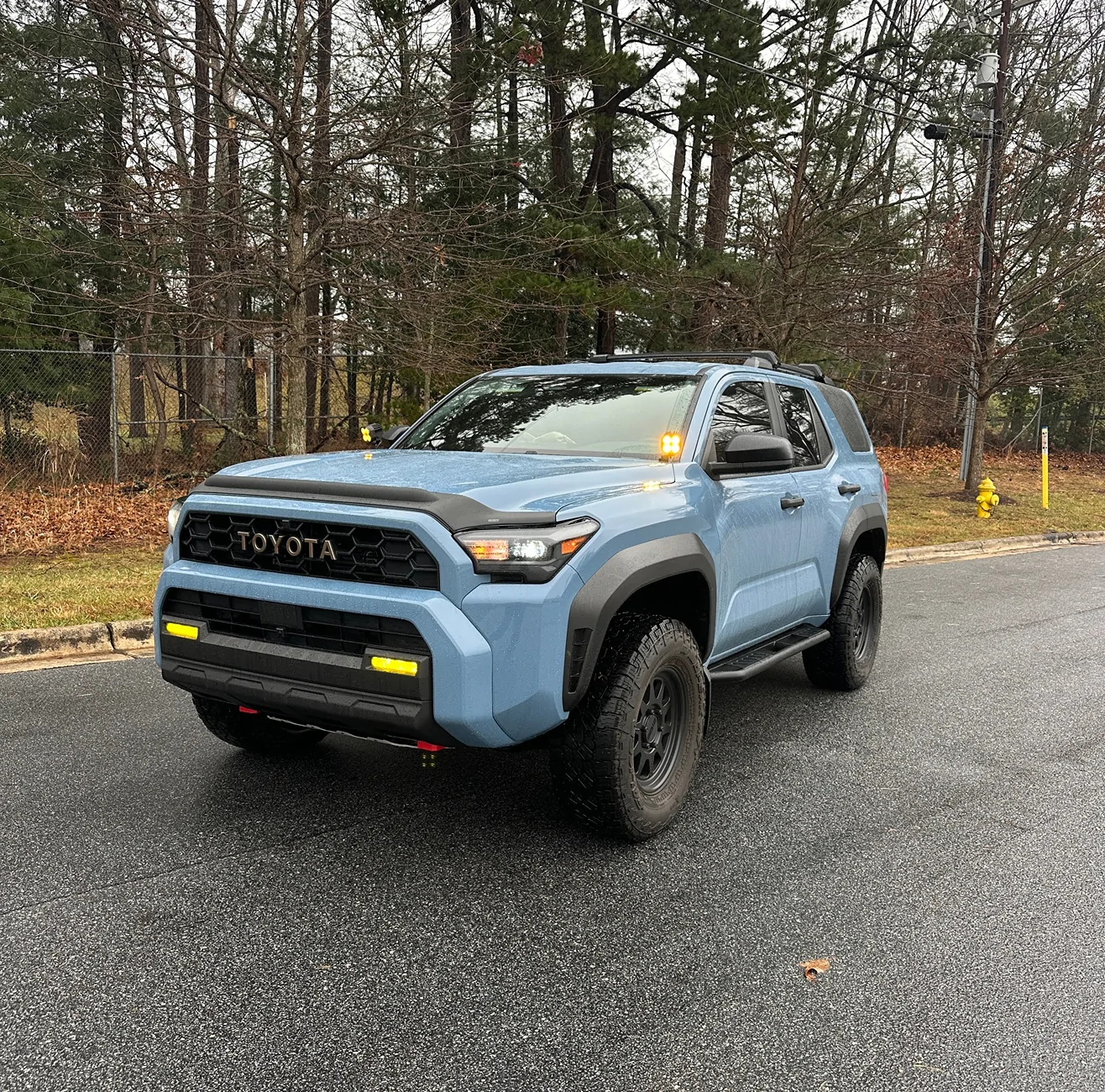 2025 2026 4runner 6th gen Does a quick release awning exist for the OEM roof rack? IMG_4104 copy