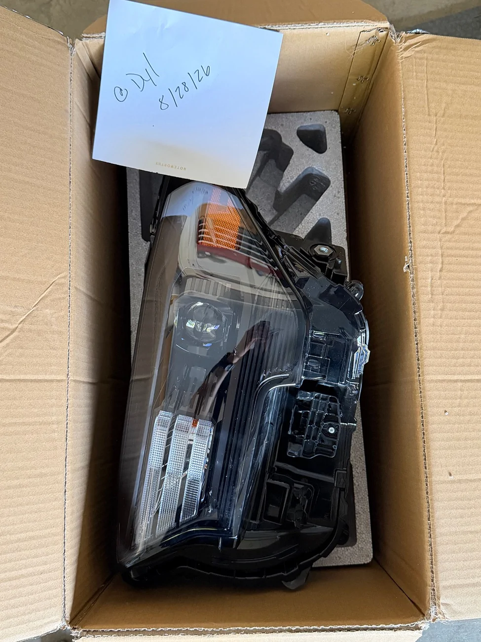 2025 2026 4runner 6th gen Like-new OEM Headlights For Sale - $800 OBO IMG_2363