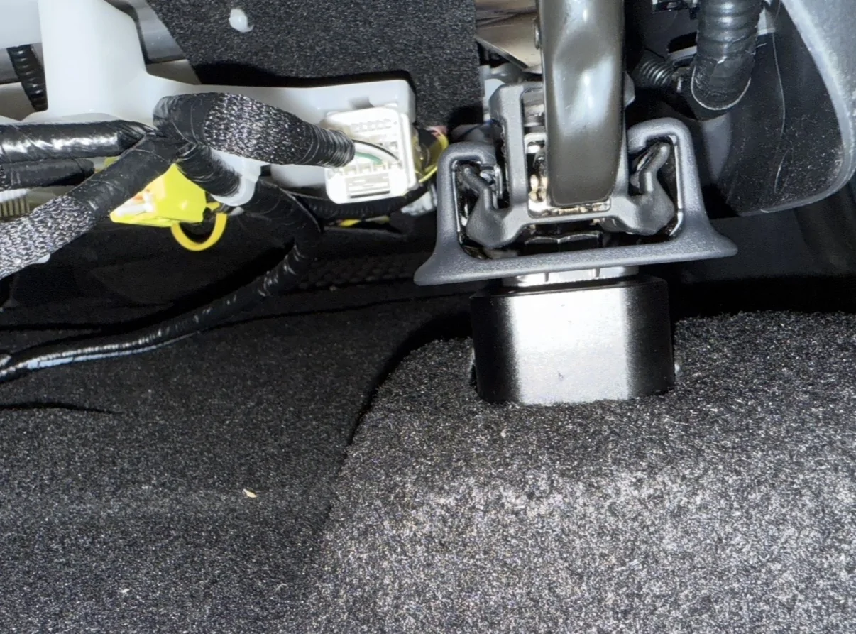 2025 2026 4runner 6th gen Seat Jackers - anyone installed ? IMG_4375
