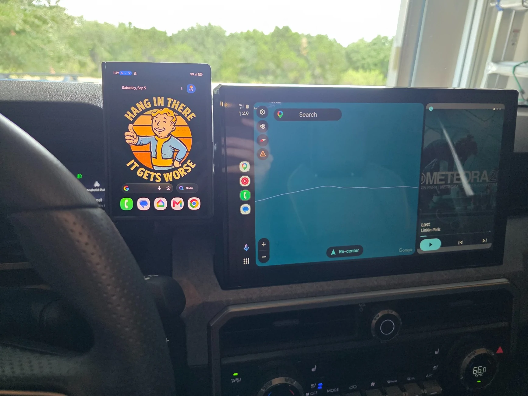 2025 2026 4runner 6th gen Off-Roam Magnetic Mount + Samsung Galaxy Fold 8 + 14" Infotainment Fitment 20260905_134944