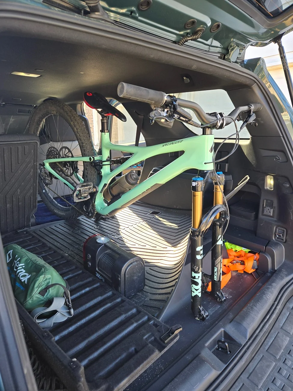 2025 2026 4runner 6th gen Mountain Bikers, does your rig fit well inside? 20260328_092025