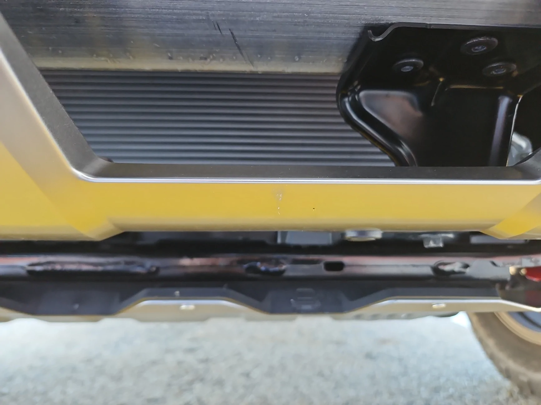 2025 2026 4runner 6th gen Trailhunter gap between front bumper and skid plate gap — snow/slush buildup? 1000018231