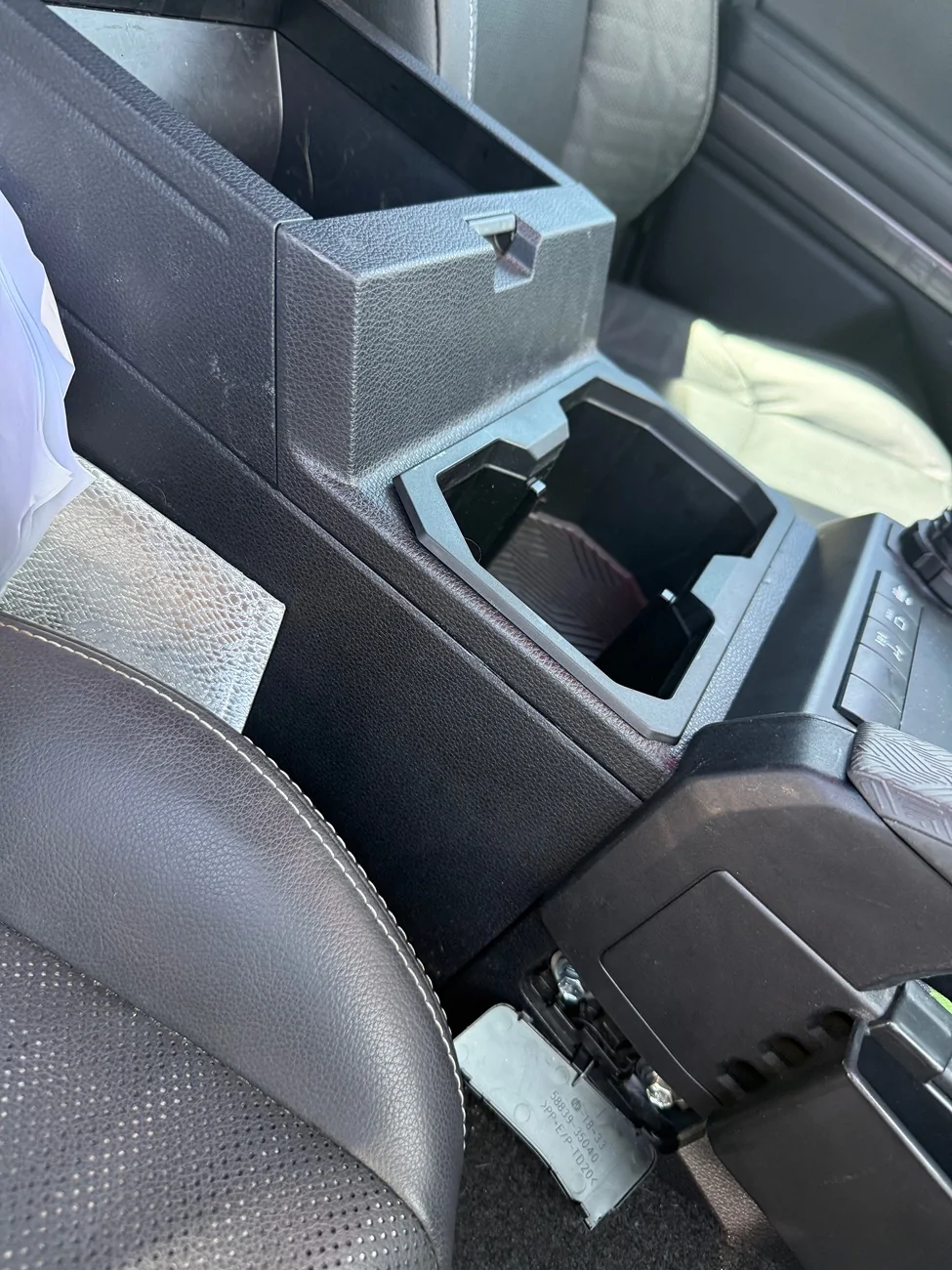 2025 2026 4runner 6th gen AJT Designs Oversized cup holder install IMG_6921