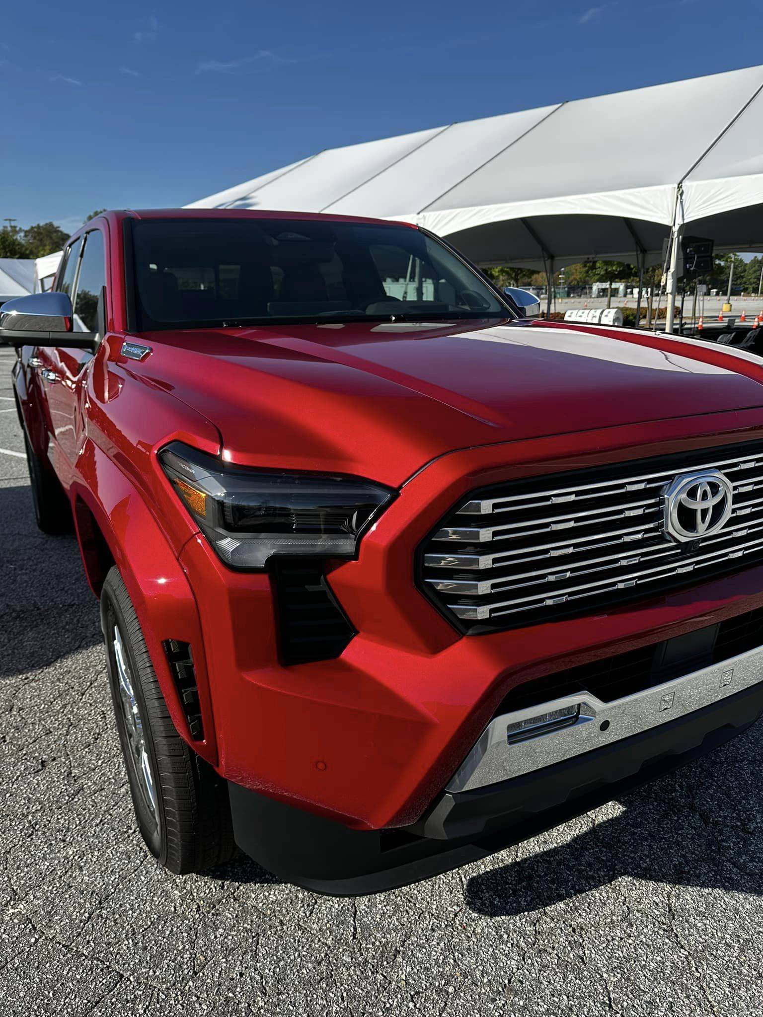 2025 Toyota 4runner SUPERSONIC RED Photos 4Runner 6th Gen (2025+) 7093605_6600156413414986_8119780109407055447_n-
