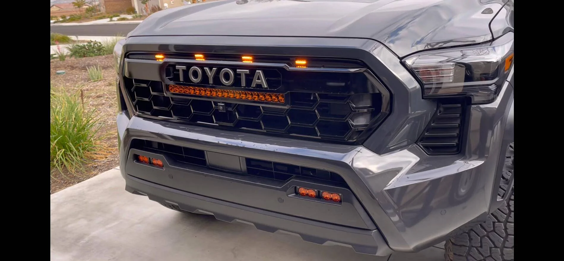 2025 4runner 6th gen Heretic light bar, Baja fog lights & Raptor aftermarket lights installed in TRD Pro grill img_6039-jpg