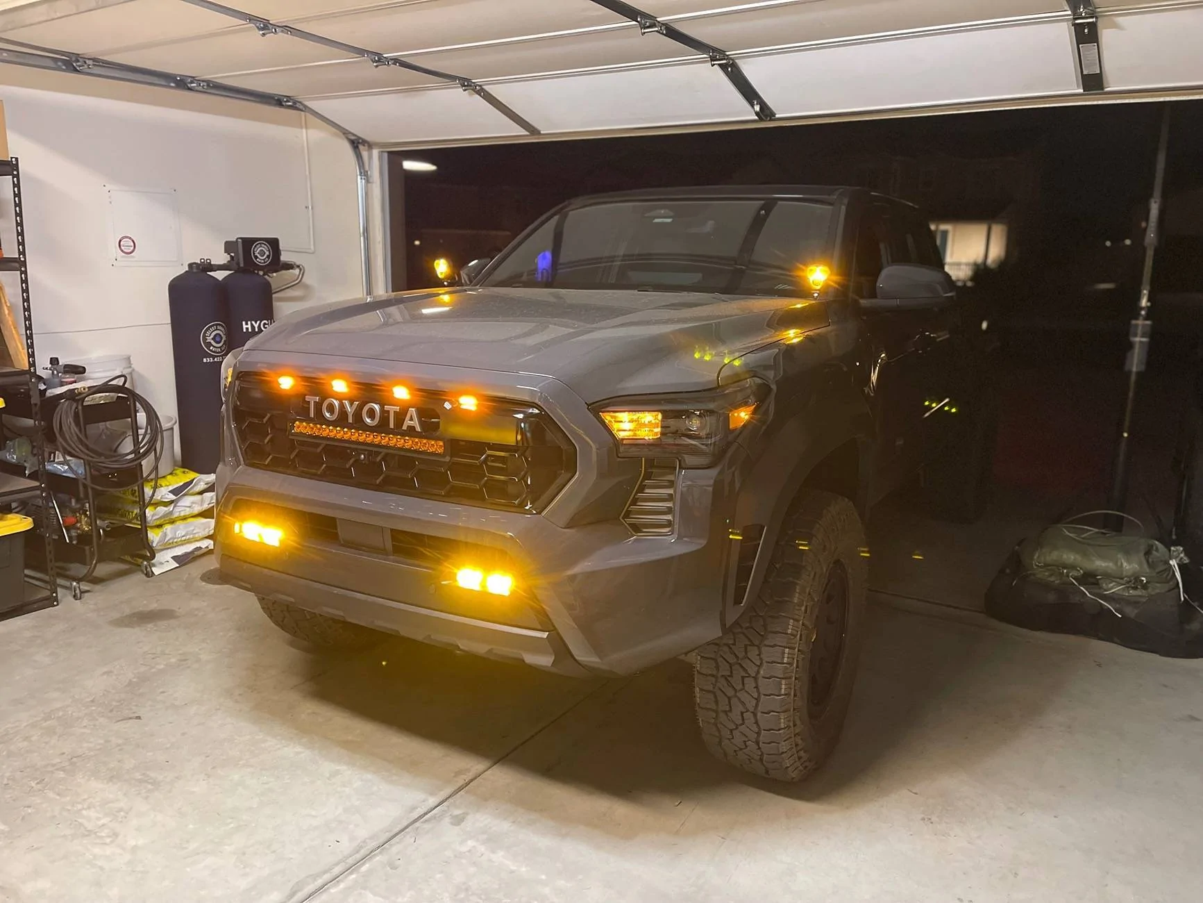 2025 4runner 6th gen Heretic light bar, Baja fog lights & Raptor aftermarket lights installed in TRD Pro grill img_6013-jpeg