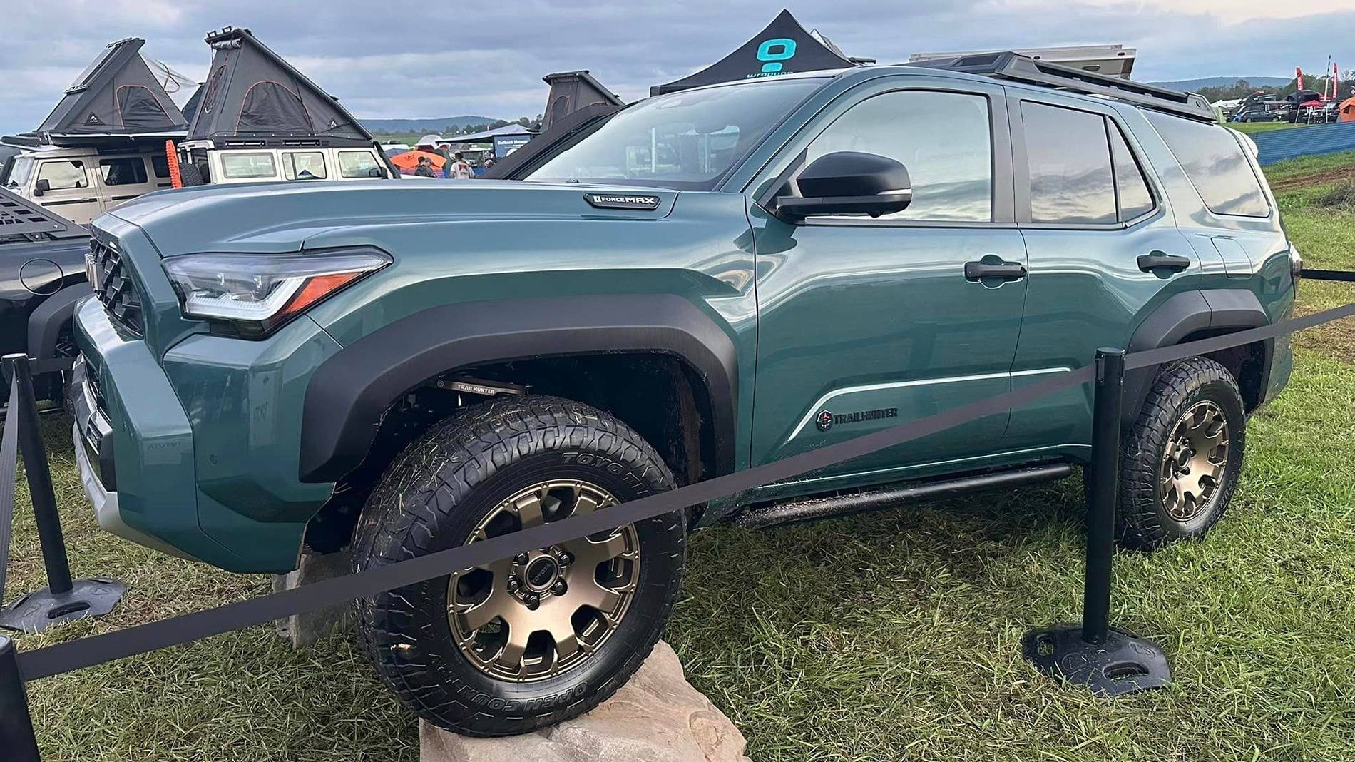 2025 4runner 6th gen EVEREST Photos 4Runner 6th Gen (2025+) -4runner-trailhunter-everest-color-expo-east-3-
