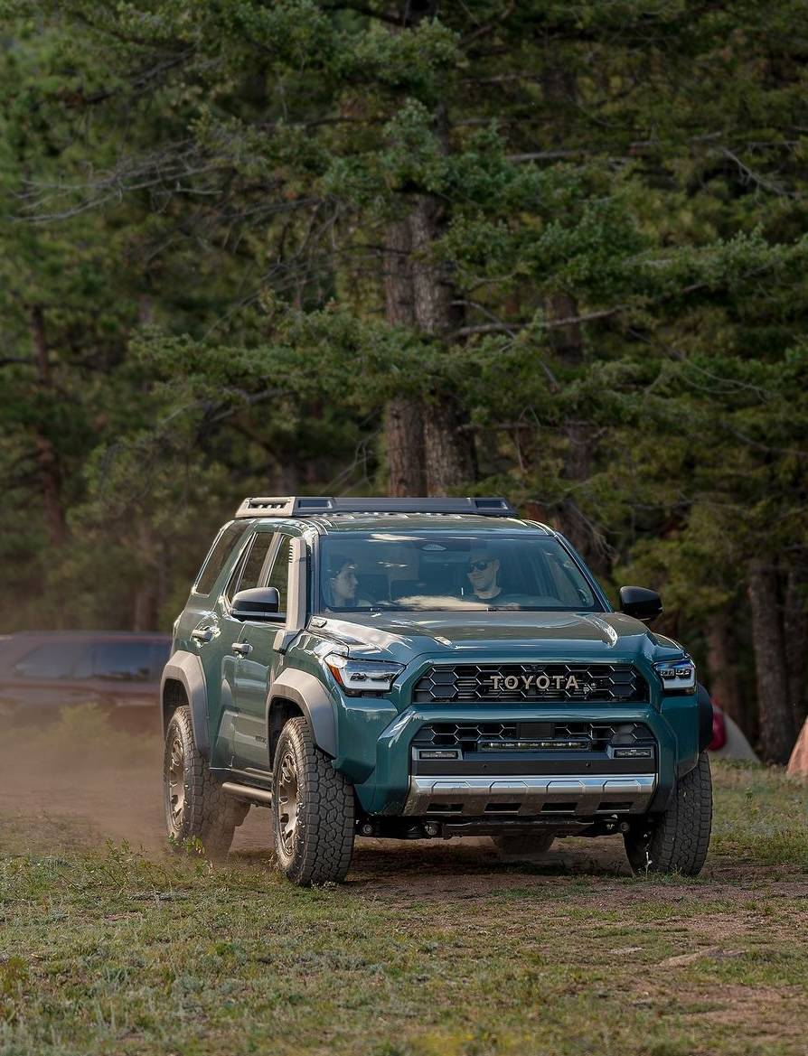 2025 4runner 6th gen 2025 4Runner runs with 2024 4Runner & New Land Cruiser @ Destination Outdoor Adventure Event 2025 4Runner vs 2024 4Runner & 2025 Land Cruiser at Destination Outdoor Adventure Event 1