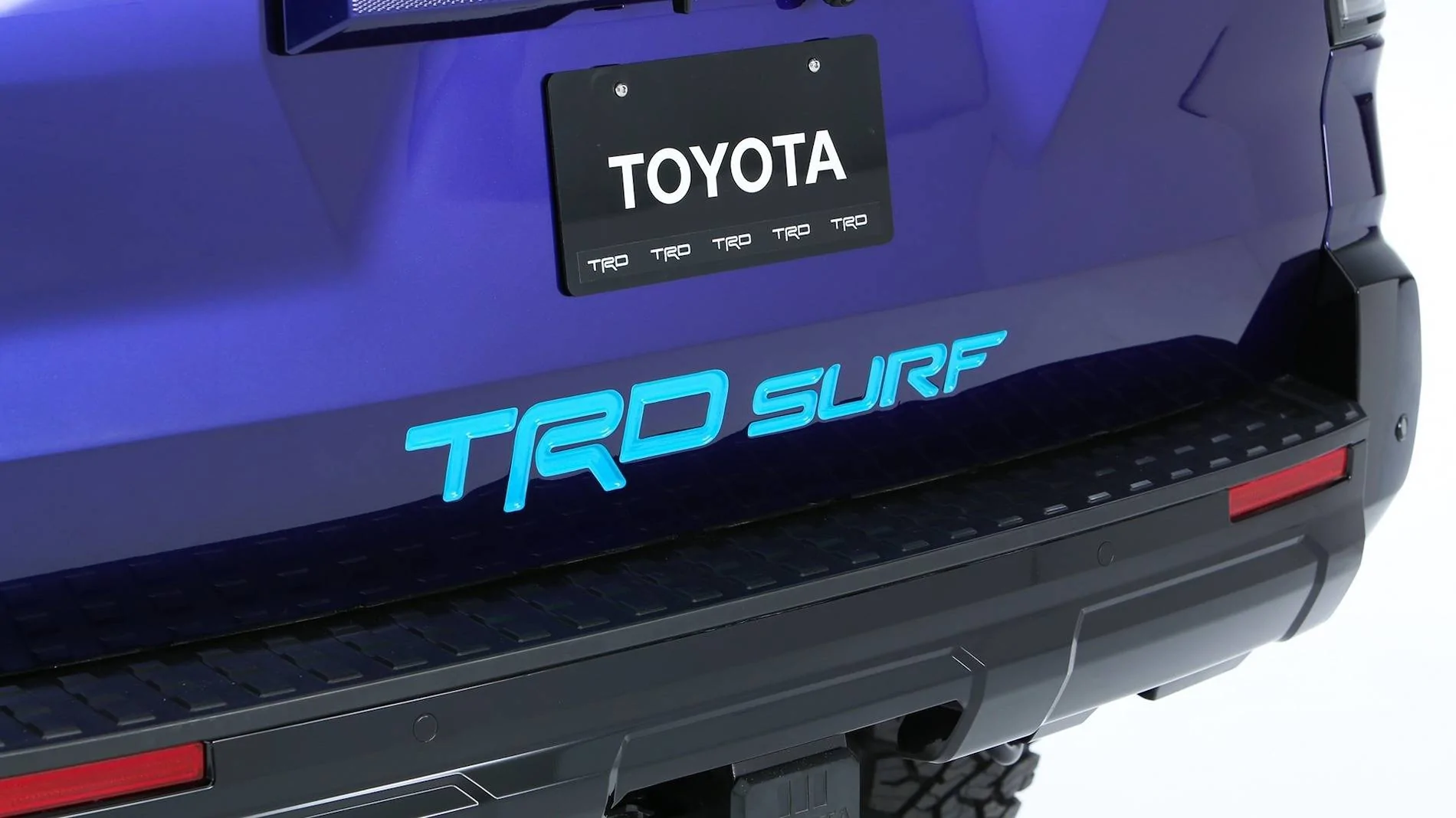 2025 4runner 6th gen Introducing 2025 Toyota 4Runner TRD Convertible Surf Concept 2025toyota4runnertrdsurfconcept2024semashow-13