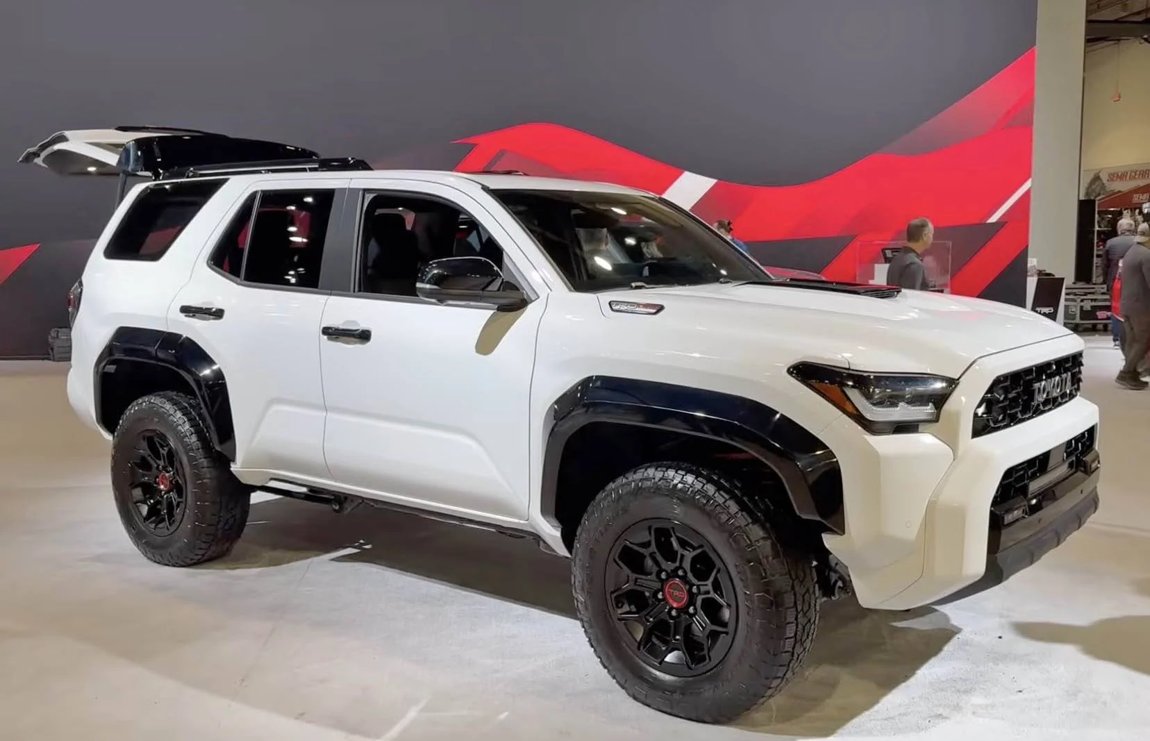 2025 4runner 6th gen ICE CAP WHITE Photos 4Runner 6th Gen (2025+) Ice Cap White 2025 Toyota 4Runner TRD Pro photo image 5