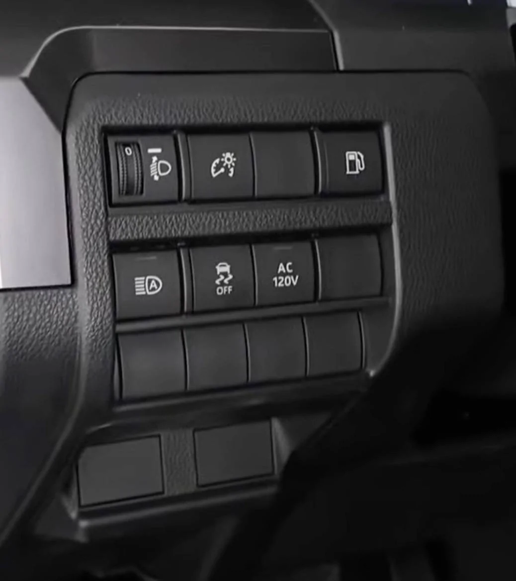 2025 4runner 6th gen Cutting Edge TRD Off-Road (Non-Premium) 2025 4Runner first look -- exterior, interior, cargo area, underbody, suspension, engine bay, roof rails 2025 toyota 4runner TRD Off-Road Interior 9