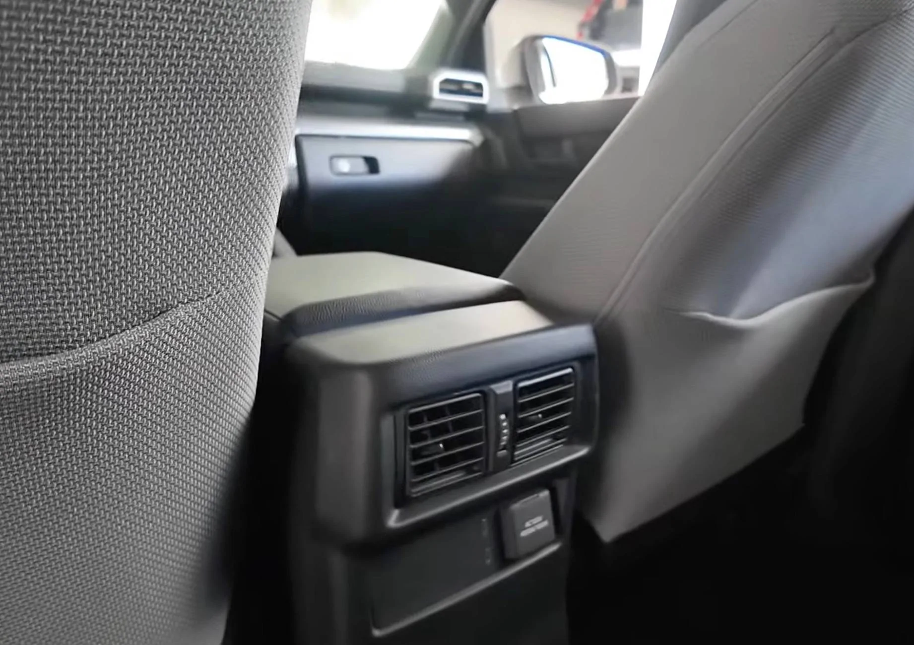 2025 4runner 6th gen Cutting Edge TRD Off-Road (Non-Premium) 2025 4Runner first look -- exterior, interior, cargo area, underbody, suspension, engine bay, roof rails 2025 toyota 4runner interior seats cloth 8