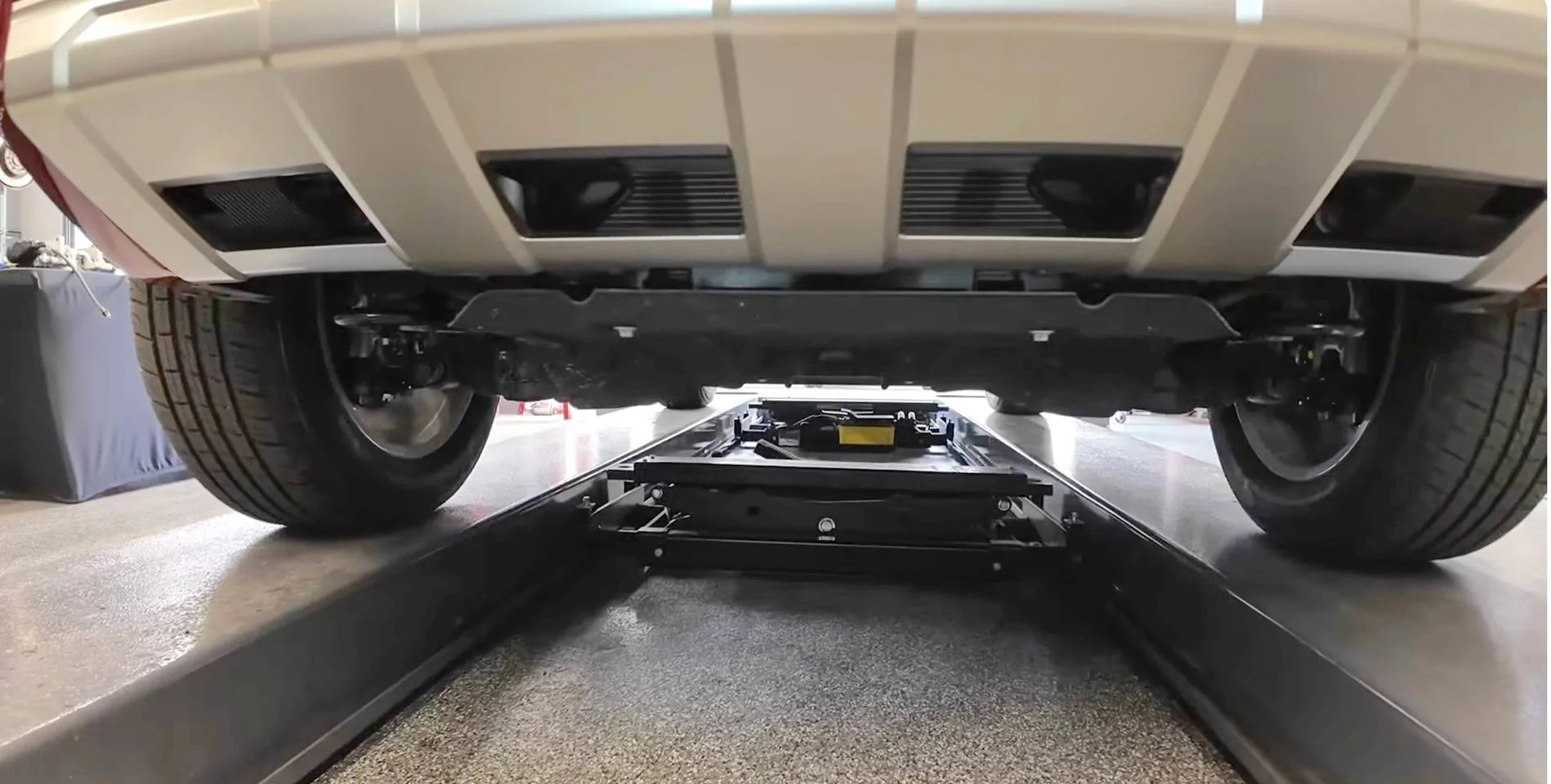 2025 Toyota 4runner SUPERSONIC RED Photos 4Runner 6th Gen (2025+) te-underbody-limited-trim-2025-4runner-6th-gen-jpg