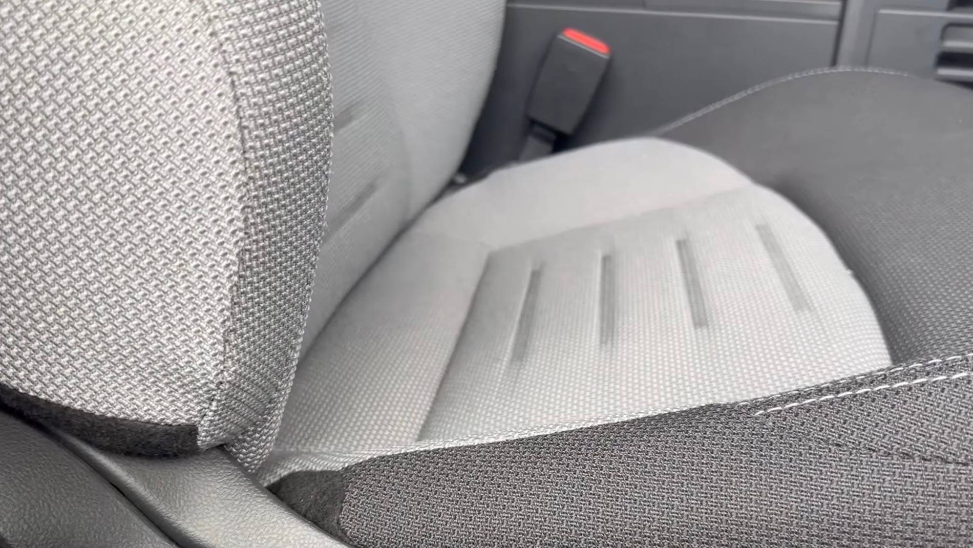 2025 4runner 6th gen CUTTING EDGE (Silver) Photos 4Runner 6th Gen (2025+) 2025-toyota-4runner-trd-off-road-interior-3-