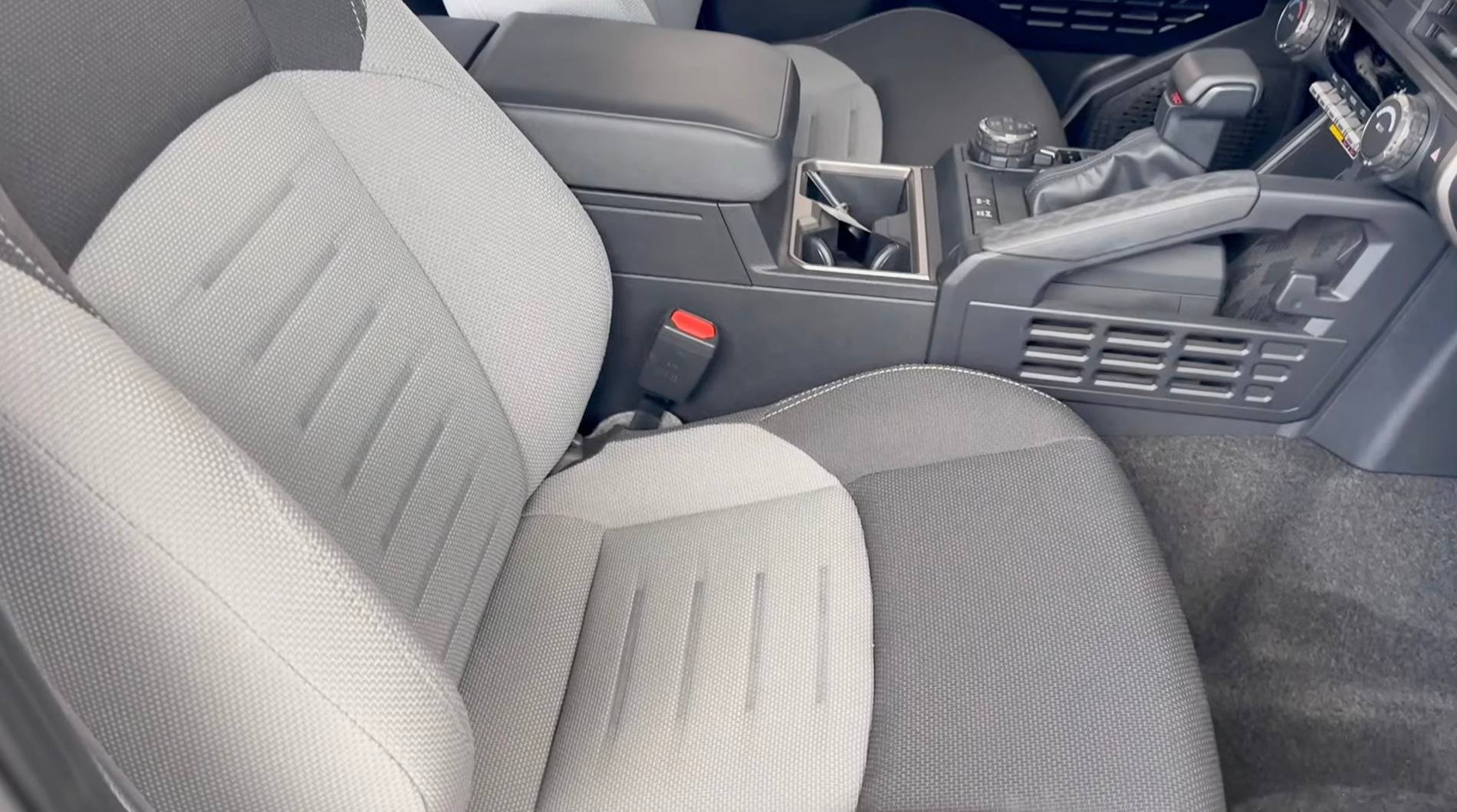 2025 4runner 6th gen CUTTING EDGE (Silver) Photos 4Runner 6th Gen (2025+) 2025-toyota-4runner-trd-off-road-interior-5-