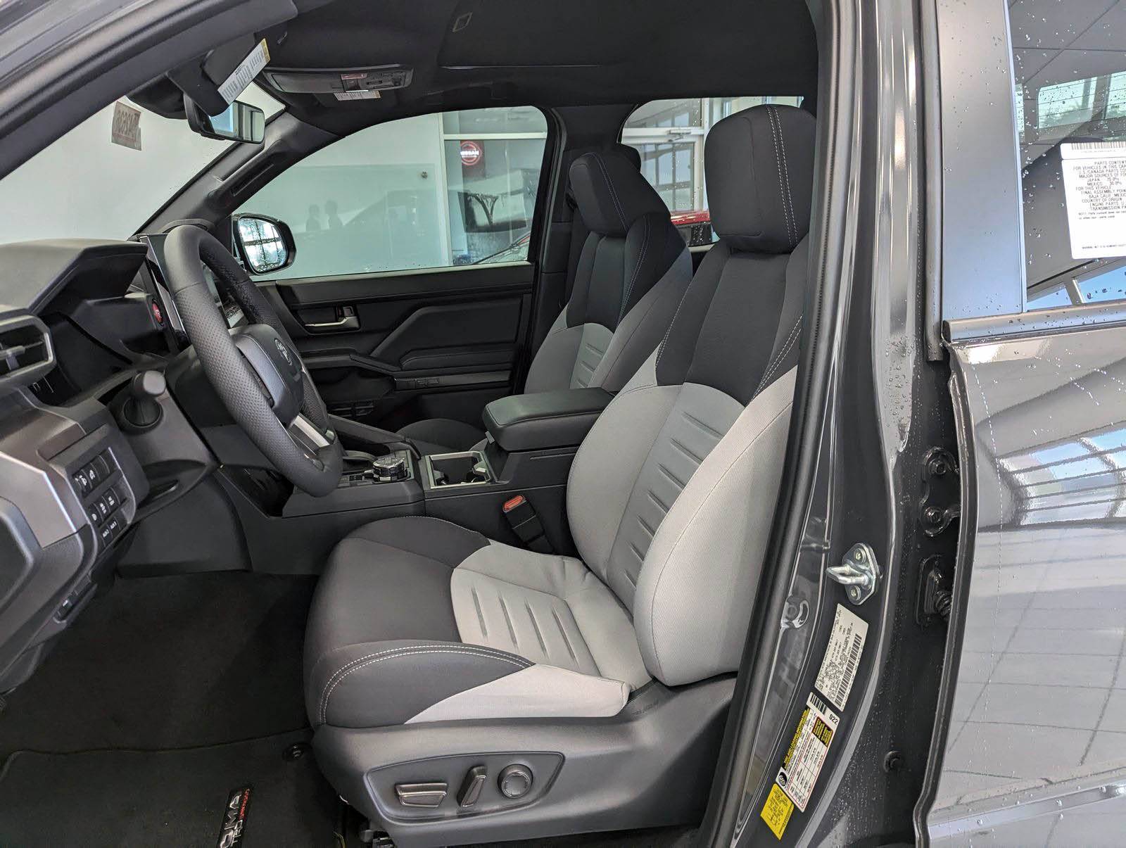 2025 4runner 6th gen Boulder/Black Interior Photos (TRD Off-Road & TRD Sport) boulder:black interior 2025 4runner 6th gen 10