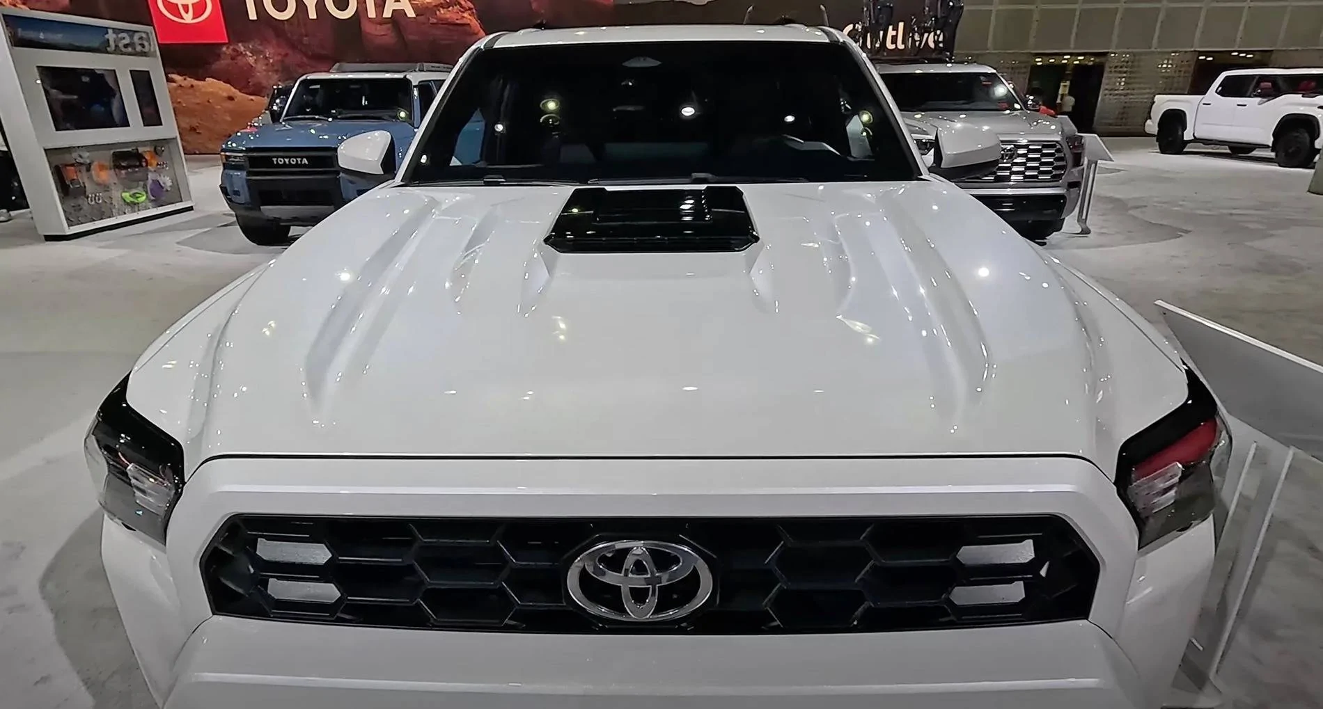 2025 4runner 6th gen WIND CHILL PEARL Photos 4Runner 6th Gen (2025+) or-2025-toyota-4runner-6th-gen-photos-exterior-jpg