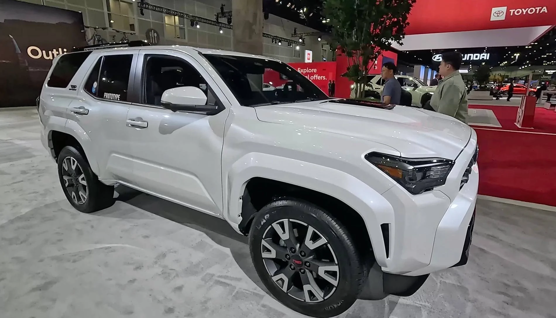 2025 4runner 6th gen WIND CHILL PEARL Photos 4Runner 6th Gen (2025+) or-2025-toyota-4runner-6th-gen-photos-exterior-jpg