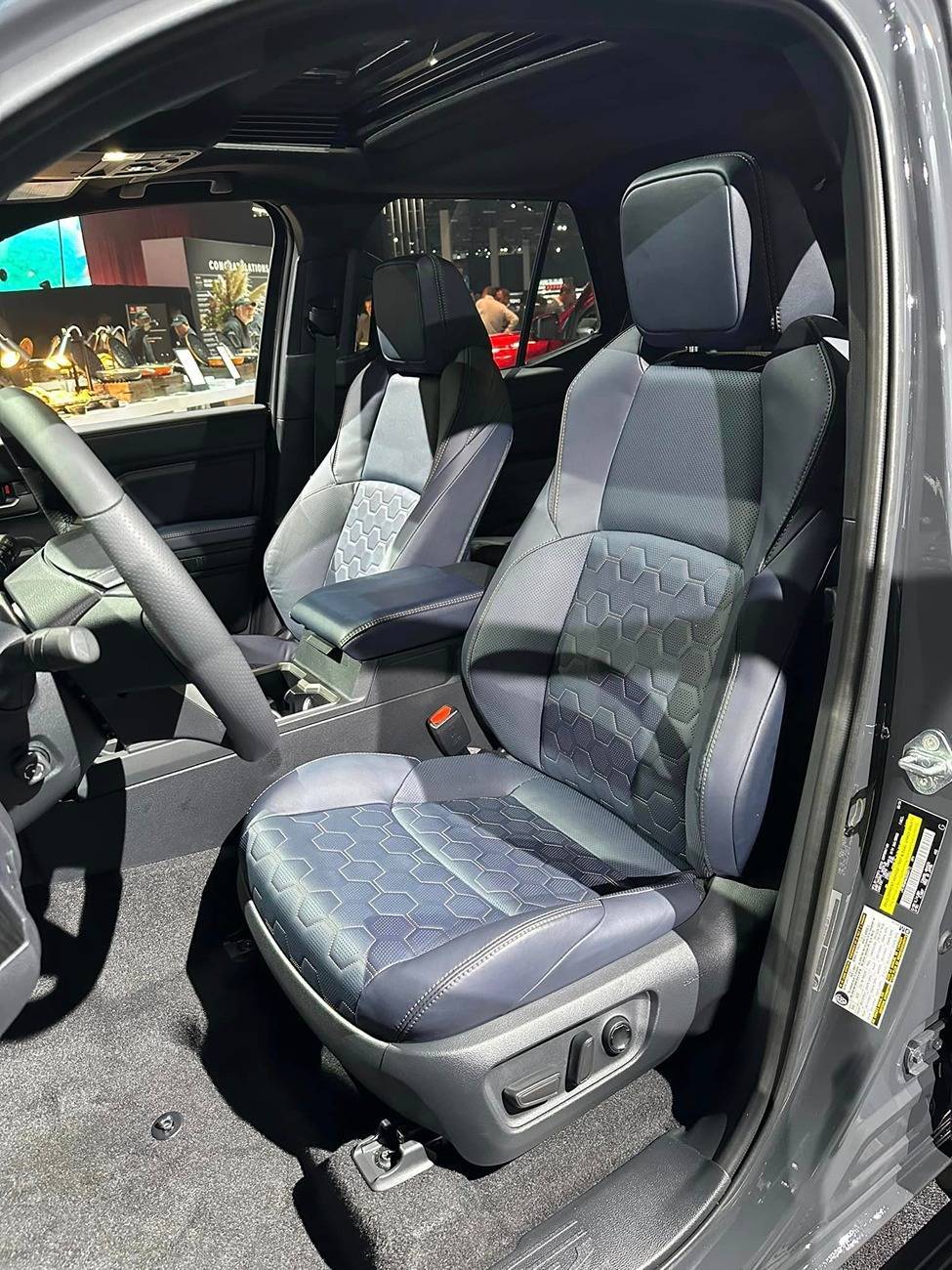 2025 4runner 6th gen Platinum Trim (Underground / Dark Navy interior) 2025 4Runner first public look Dark navy platinum interior 2025 4runner 6th gen